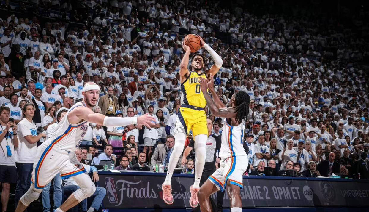 步行者大胜开拓者,沃伦35分领军取得四连 步行者大胜开拓者,沃伦35分领军取得四连