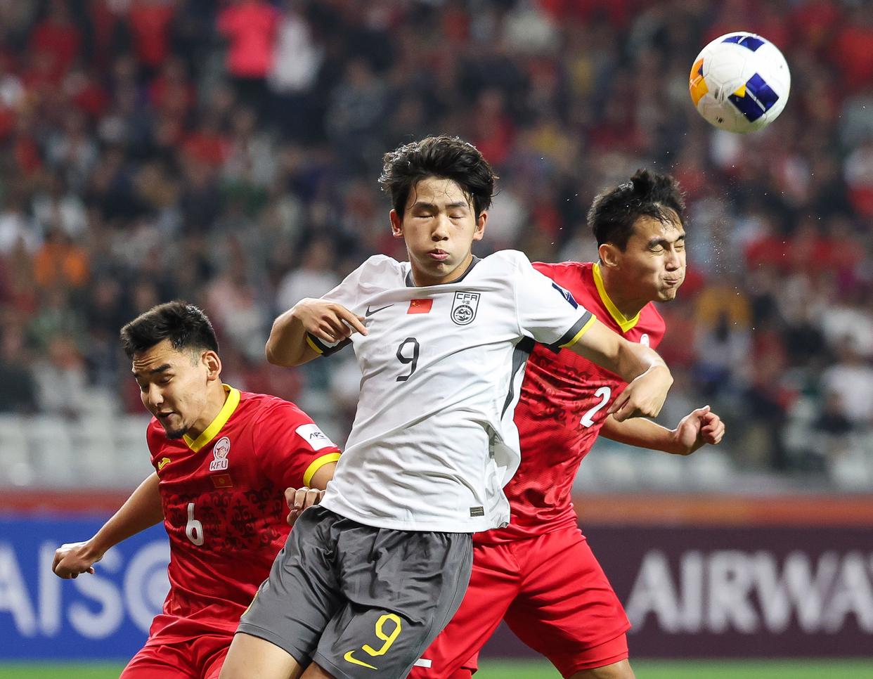 亚洲队在国际足球大赛中斩获成功 亚洲队在国际足球大赛中斩获成功