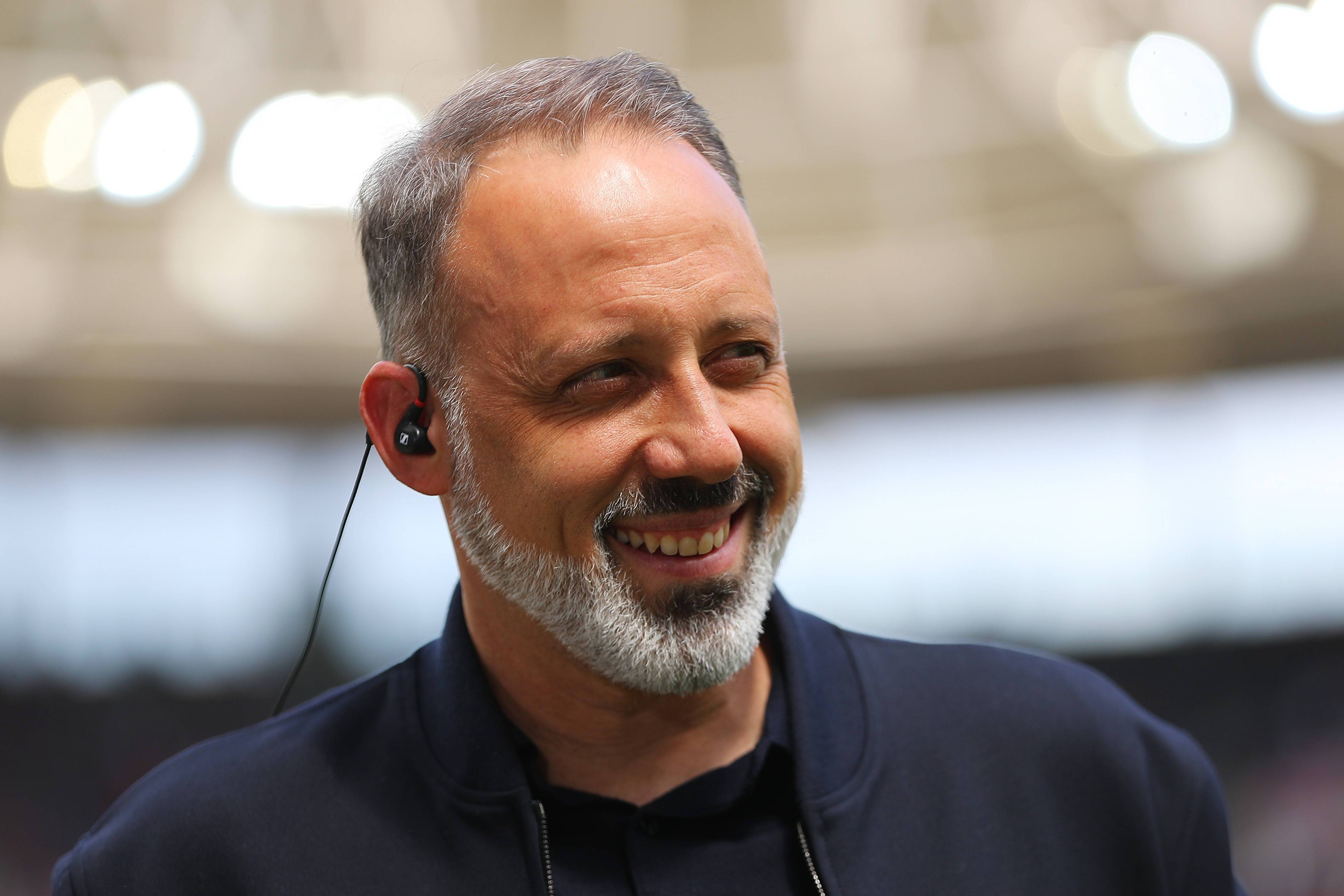 成绩低迷困扰主帅,球队排名逐渐滑落 成绩低迷困扰主帅,球队排名逐渐滑落