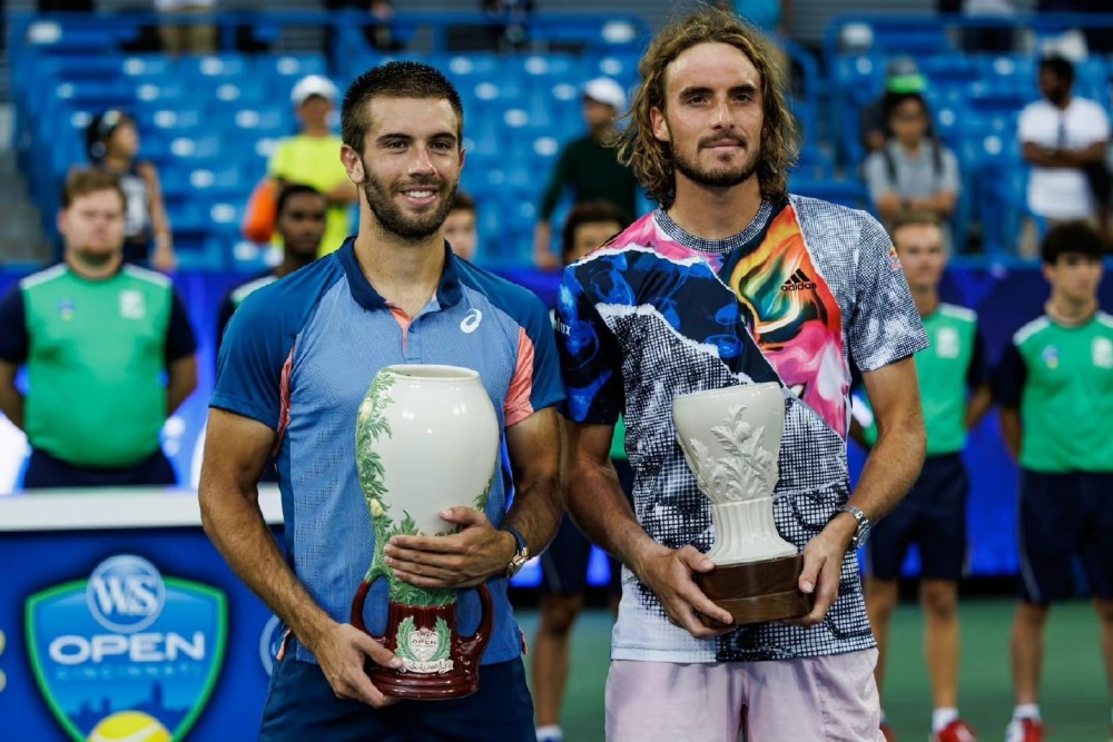 澳网翻盘温网，鲁德扛起全队的简单介绍